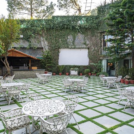 Kasauli Castle Resort Esterno foto