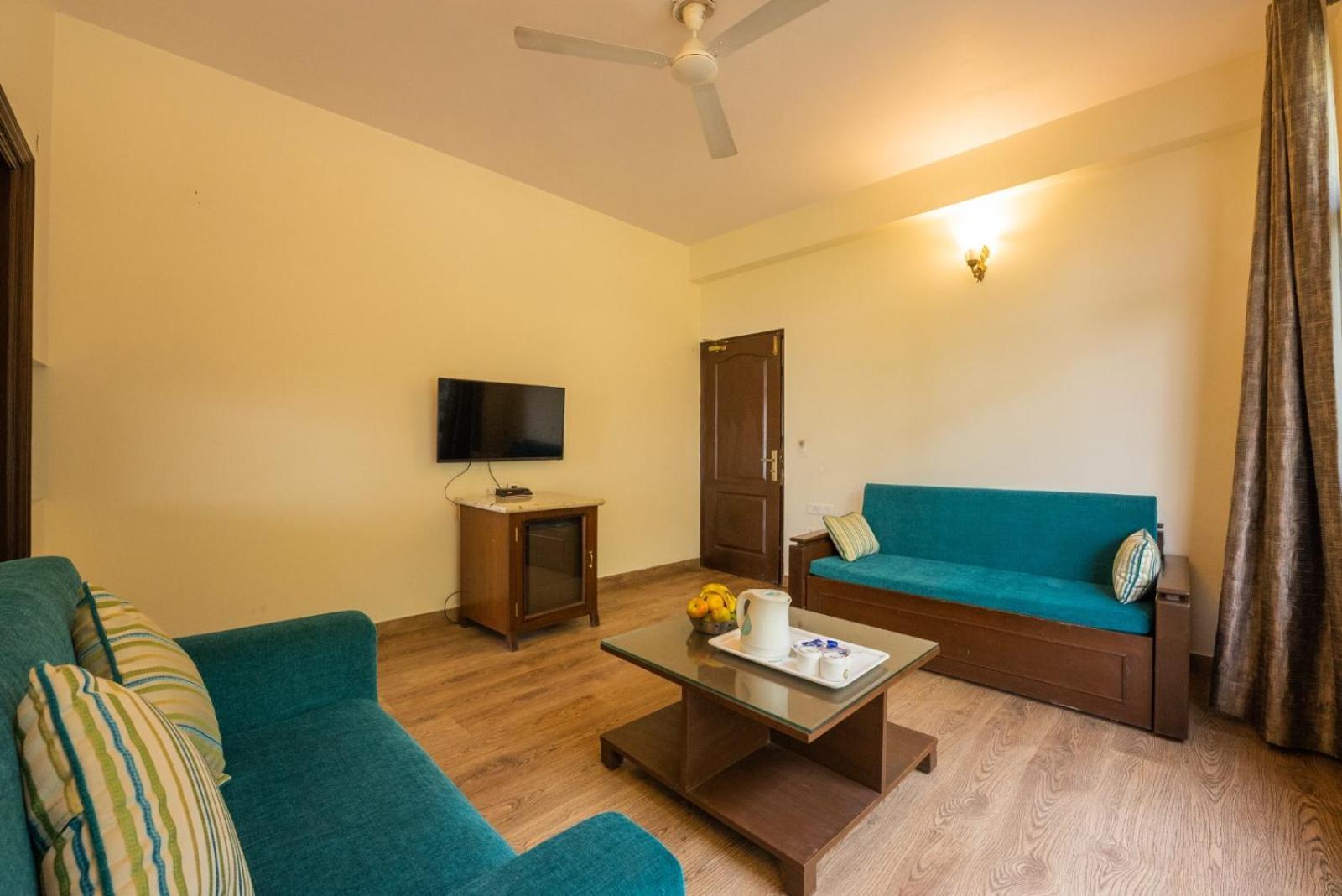 Kasauli Castle Resort Esterno foto